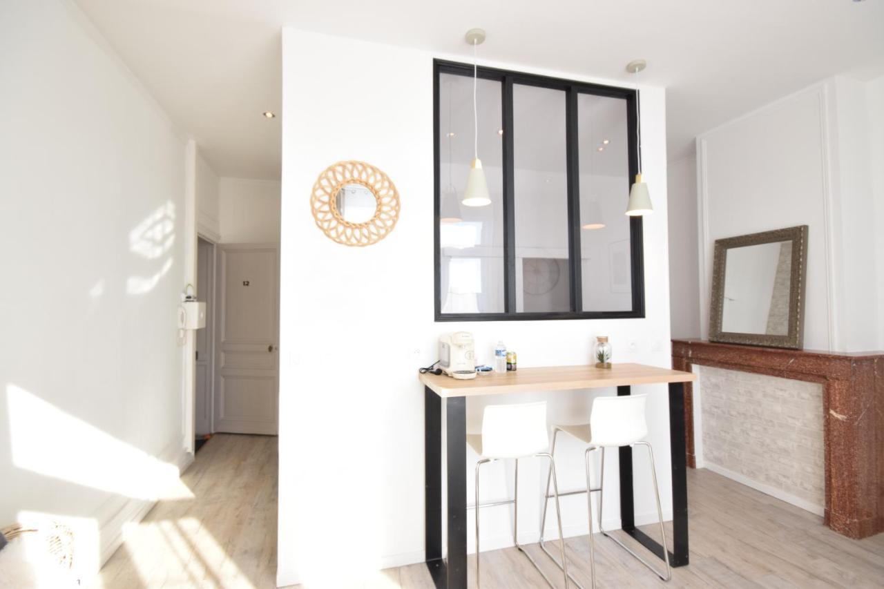 Chic Appart Design - Hyper Centre - Tramway - Free Wifi - Lerelaisdodile12 Βαλενσιέν Εξωτερικό φωτογραφία